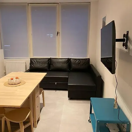 Daire Eau De Vie Oostende